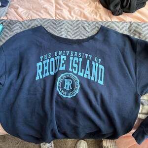 University of Rhode Island Heritage Crewneck Sweatshirt cut-off